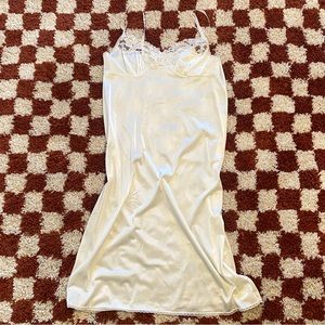 Vassarette Vintage Slip Dress Lingerie